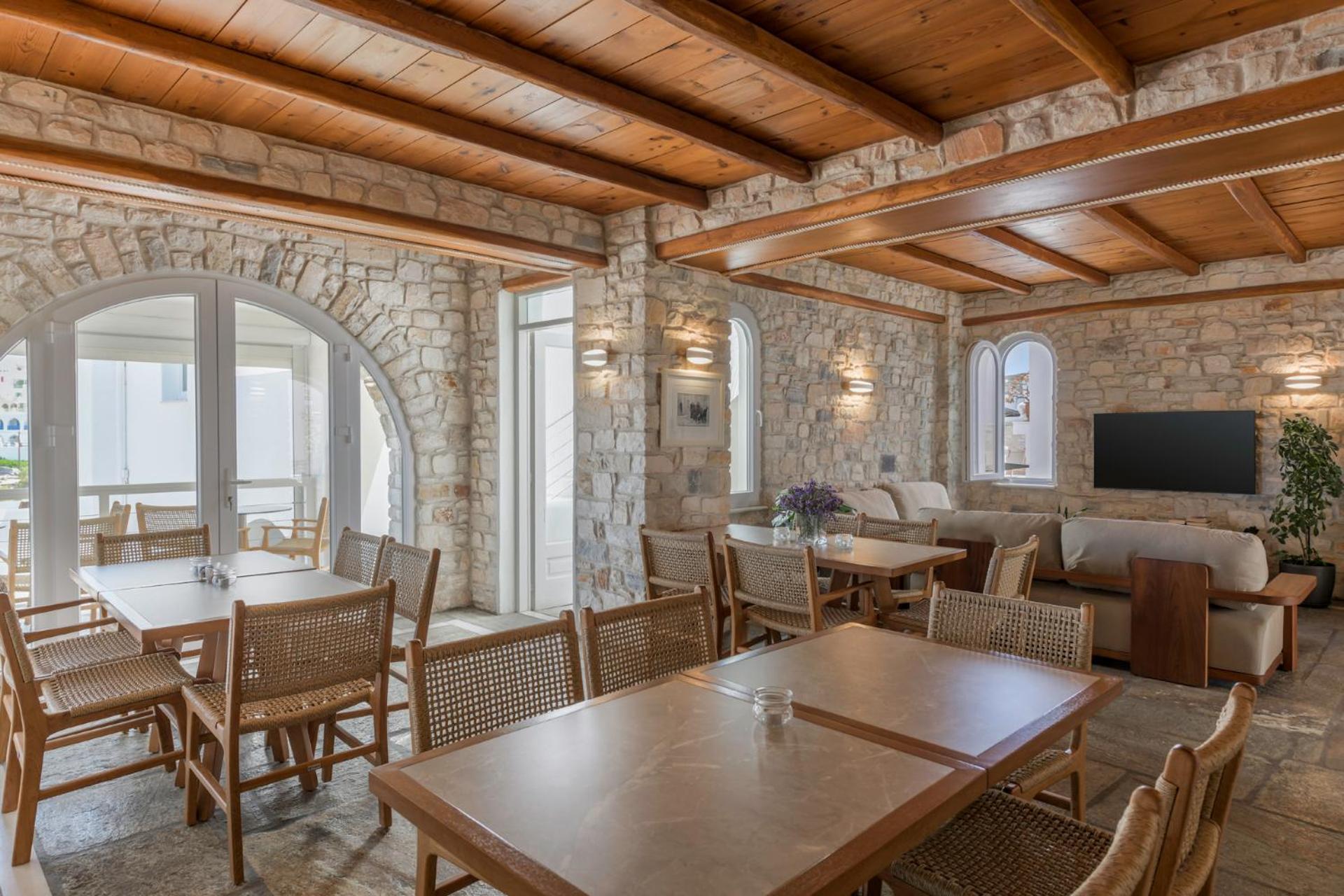 Aparthotel Paliomylos 2*
